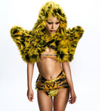 EXAGGERATED SILHOUETTE FAUX FUR CROPPED COAT