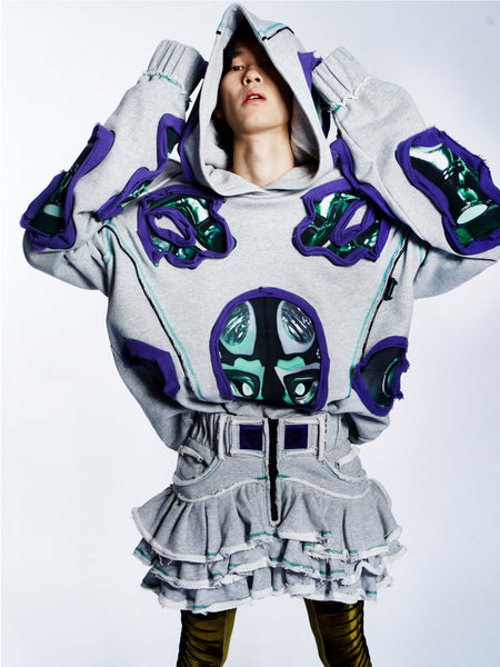 GRAPHIC SPIKED HOODIE WITH DETACHABLE SHOULDER PADS